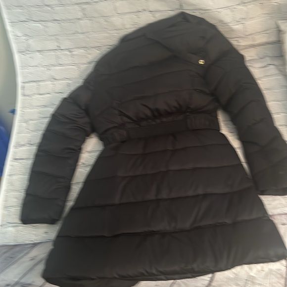 Women’s size medium puffer coat laundry by Shelli regal - Picture 2 of 9